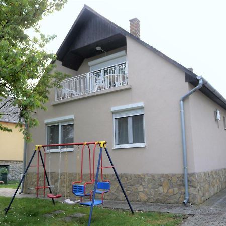 Holiday Home In Fonyod/Balaton 38001 Exteriör bild